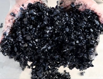 射洪沥青冷补料（沥青砂）的优势特点与施工流程解析